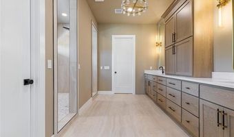 56107 E 300 Rd, Afton, OK 74331