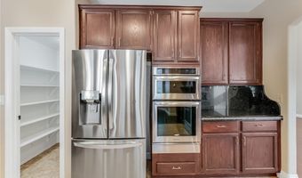 7 Crown Valley Dr, Henderson, NV 89074