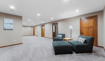 4732 N PROVIDENCE Ave 301, Appleton, WI 54913