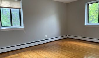 39 Linden St 32, Boston, MA 02135
