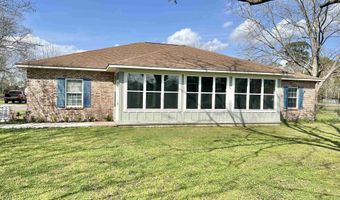 2259 E Laurel St, Atmore, AL 36502