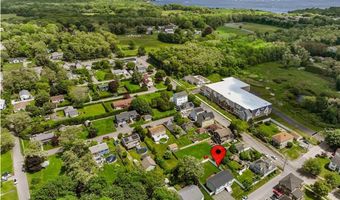 92 Dewolf Ave, Bristol, RI 02809
