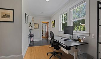 56 Somerset St, East Greenwich, RI 02818