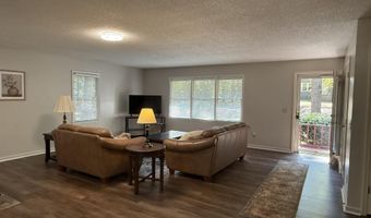 901 Heather Trl, Aberdeen, NC 28315