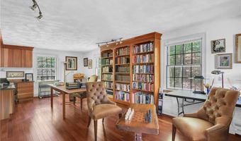 12 Howard Rd, Cumberland, RI 02864