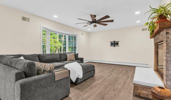 361 Eastern Blvd, Bayville, NJ 08721