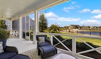 302 Castaway Dr, Bluffton, SC 29910