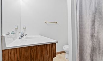 8574 134th St W, Apple Valley, MN 55124
