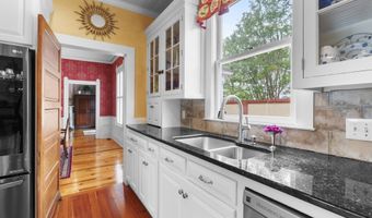 1704 Fair St, Camden, SC 29020