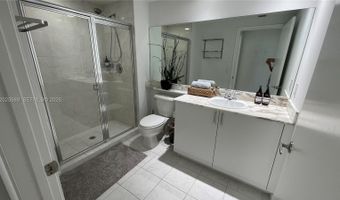 18800 NE 29th Ave 818, Aventura, FL 33180