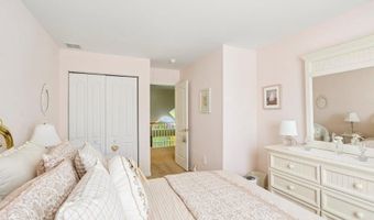 21 ORCHID Ln, Barnegat, NJ 08005