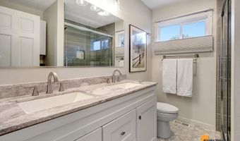 7031 Cheryl St, Anchorage, AK 99518