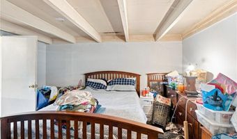 227 S Main St, Coventry, RI 02816
