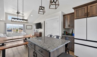 980 Alpine Dr, Chubbuck, ID 83202