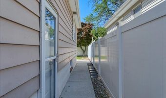 25-27 W 6th St, Bayonne, NJ 07002