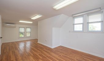 11 VINE St, Berlin, MD 21811