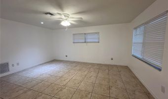 1238 WOODMERE Dr, Altamonte Springs, FL 32714