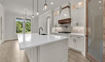 313 Wrangler Ct, Weatherford, TX 76085