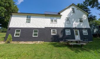 405 Ridge Ave, Aurora, IN 47001