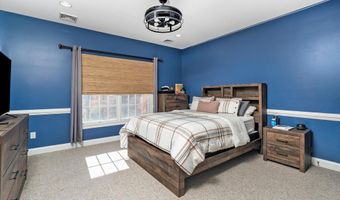 30 Ridgeview Way, Allentown, NJ 08501