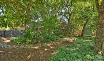 2900 N Myers St, Charlotte, NC 28205