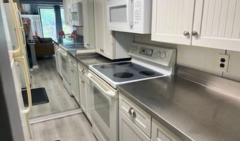 2157 Penguin Ave, Akron, OH 44319