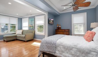 238 KING GEORGE St, Annapolis, MD 21401
