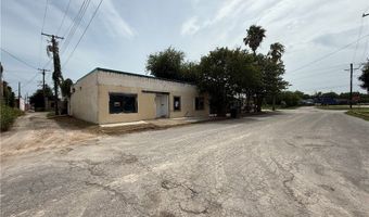 106 E 1st St, Alice, TX 78332