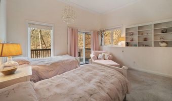 804 E Wilson Ave, Beverly Shores, IN 46301