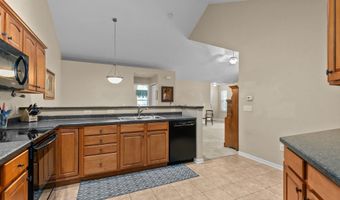 2215 E TUSCANY Way 62, Appleton, WI 54913