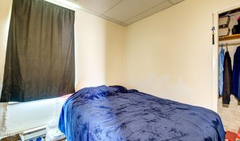3 Young Ave, Amsterdam, NY 12010