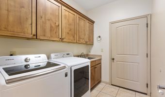 1374 E BIG PINION Ln, Apple Valley, UT 84737