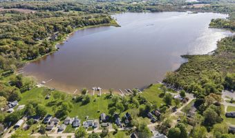 3309 Dumont Lake Dr, Allegan, MI 49010