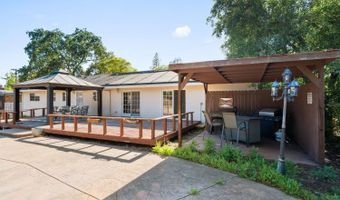 3464 Wallace Rd, Santa Rosa, CA 95404