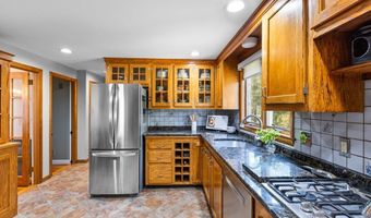 349 Arlington St, Acton, MA 01720