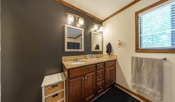 2244 Lee St, Batesville, AR 72501