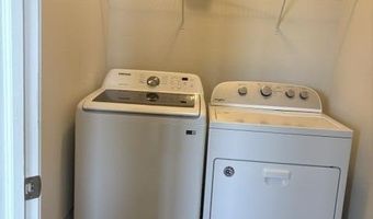 582 Ivyland St, Ann Arbor, MI 48108