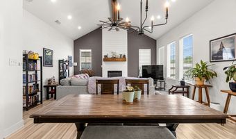12 NW Sarai Cir, Andrews, TX 79714