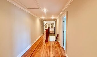 708 Town And Country Dr, Adel, GA 31620