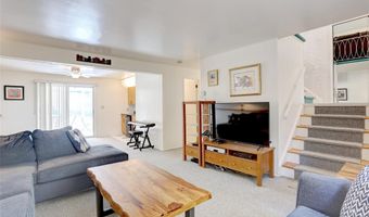 9 S Amundsen Ln, Airmont, NY 10901