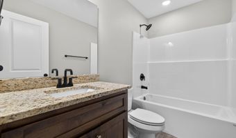 422 Beavertail Rd, Ash Grove, MO 65604