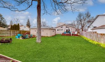 111 W Crystal Ave, Lombard, IL 60148