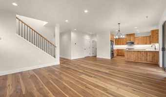916 SE 35TH St, Battle Ground, WA 98604
