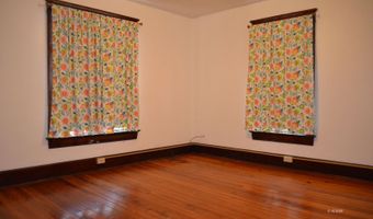 230 W State St, Athens, OH 45701