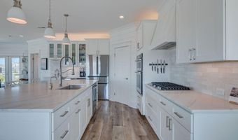 3 Sandspur Trl, Bald Head Island, NC 28461