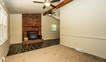 9610 W River Rd, Aylett, VA 23009