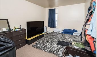 176 RAILROAD St, Lincoln, RI 02838