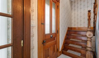 4 Long St, Barre, VT 05641