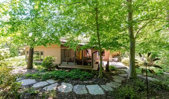 4221 ELIZABETH Ln, Annandale, VA 22003