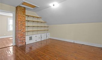 217 Bay View Ave, Cranston, RI 02905